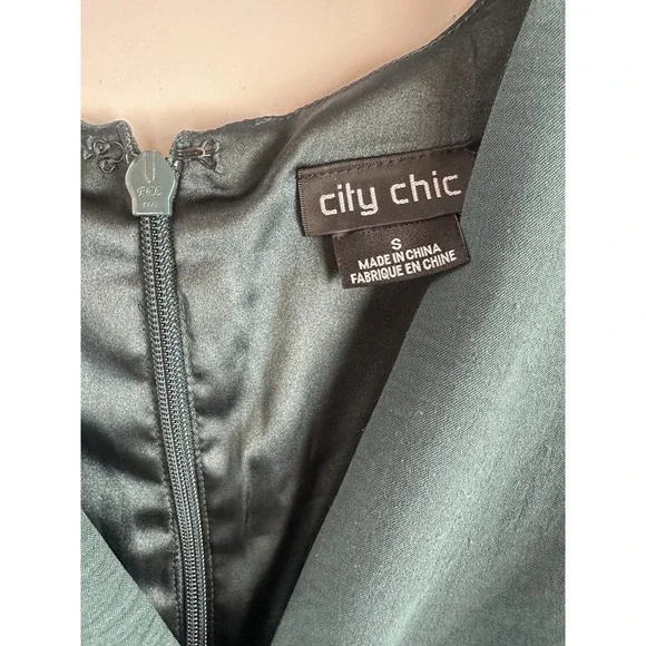 City Chic Braelynn Maxi Dress Emerald Tulip Flutter S Plus Size 16 Wedding *Flaw - Picture 4 of 16